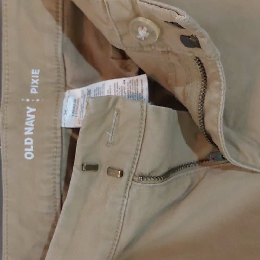 Old Navy Pixie Pant - image 3